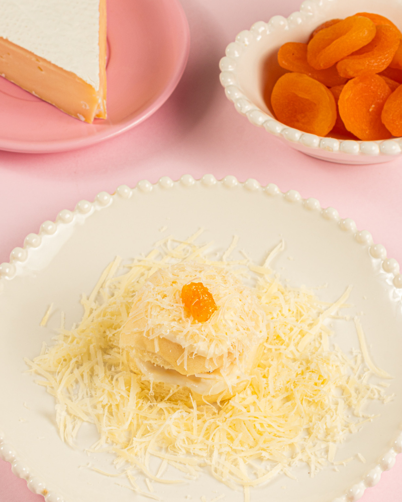 Pão Delícia Brie com Damasco